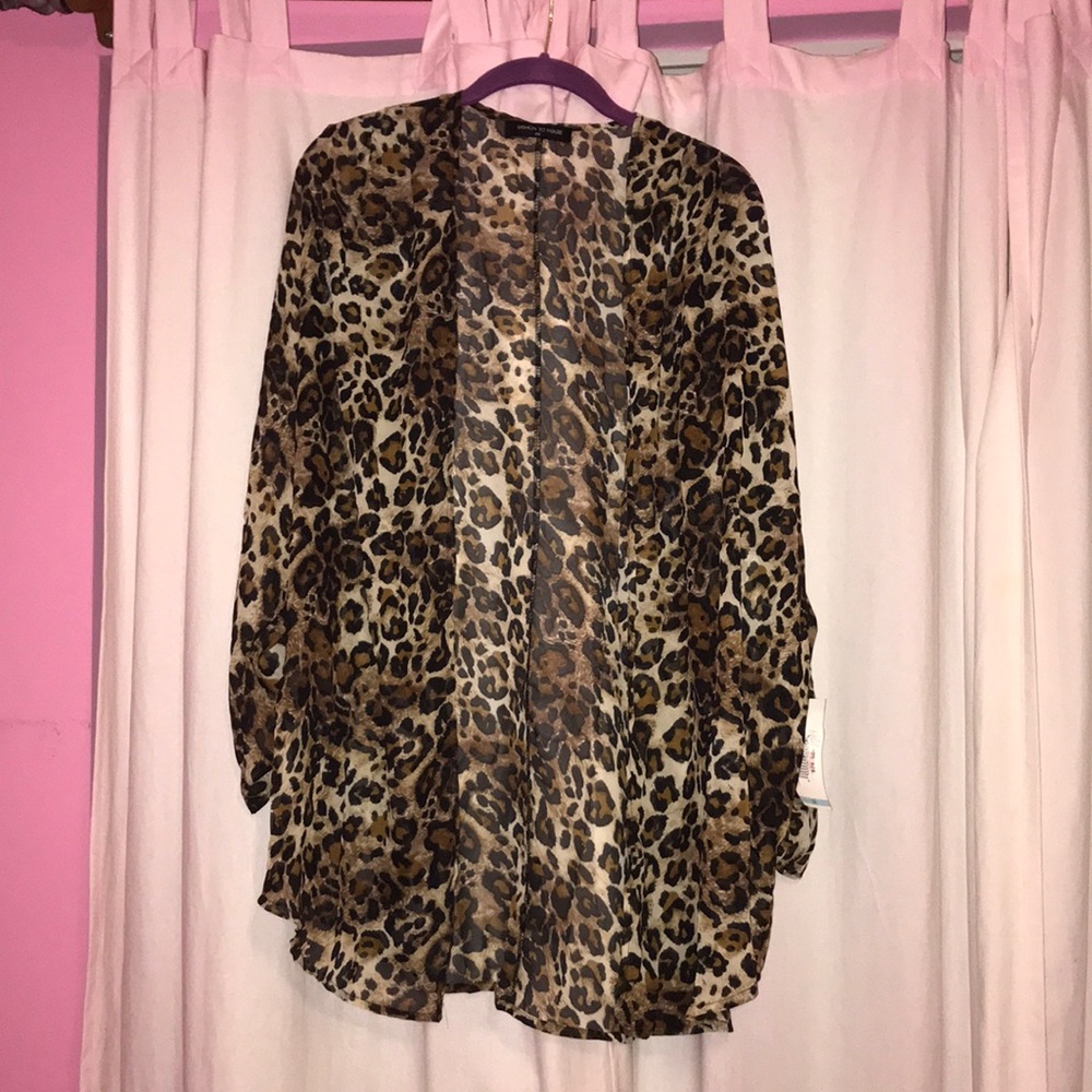 Leopard print shawl